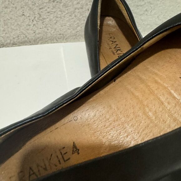 Frankie 4 Saving Soles Shoes Womens 9 Gianna Black Leather Ballet Flats - Picture 6 of 12